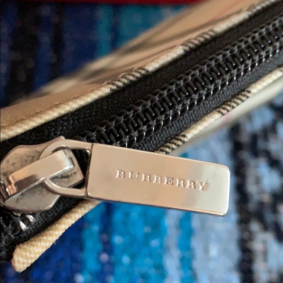 Burberry classic plaid small bag - Picture 4 of 6